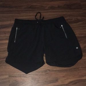 Black Ivanka Trump shorts like new size L